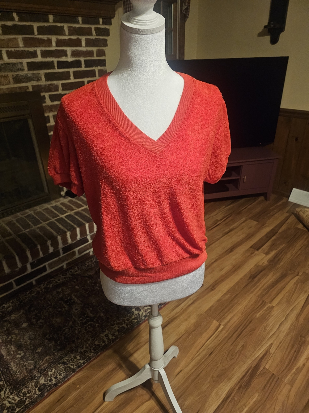 Vintage 1970's Orange V-Neck Short Sleeve Women's Sweater